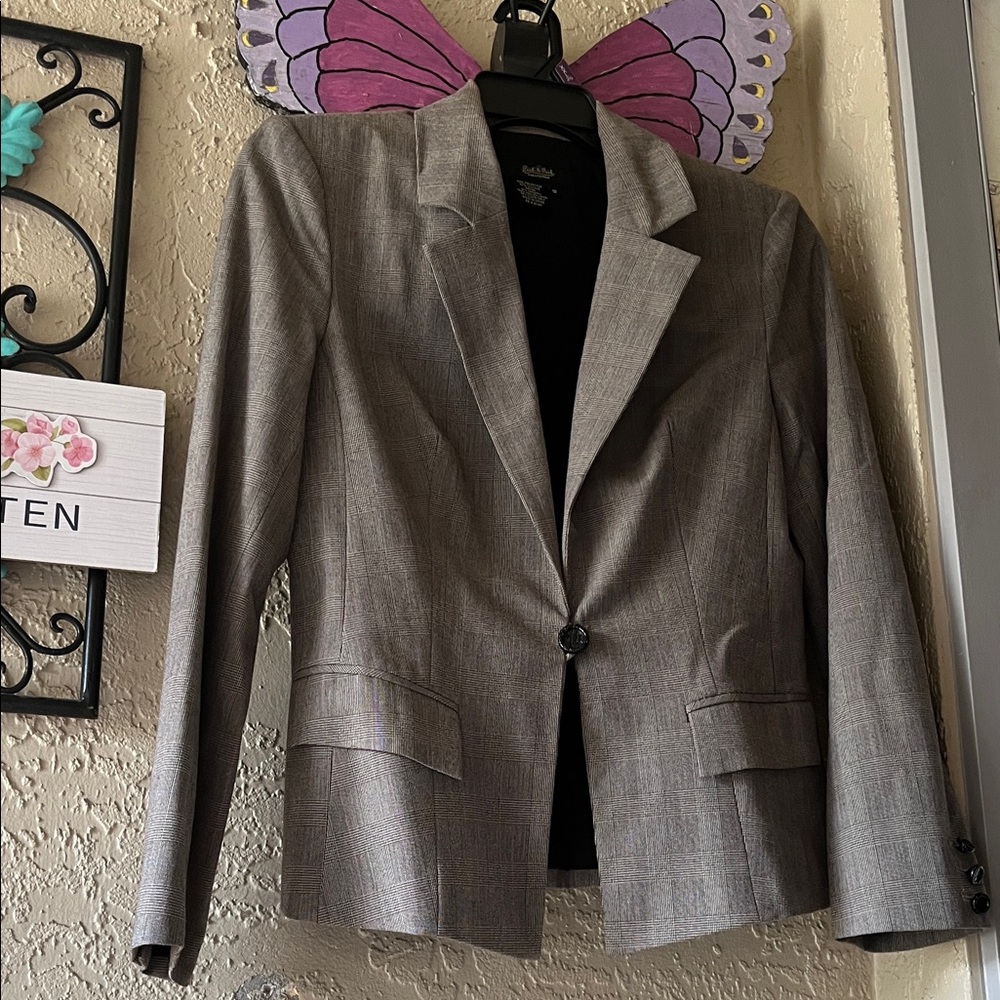Peck and Peck Women's Classic Gray Blazer size 10.